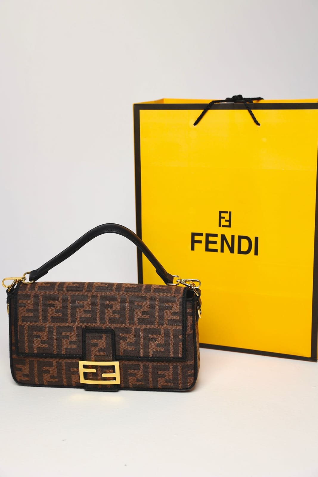 حقيبة  Fendi Cocoa